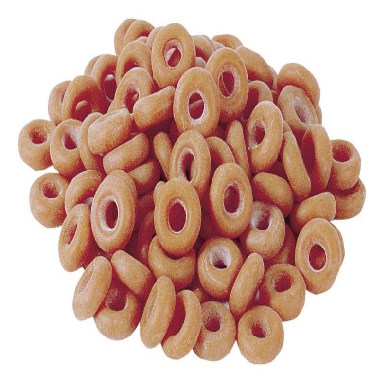 100 rote Gummiringe auf einem Haufen